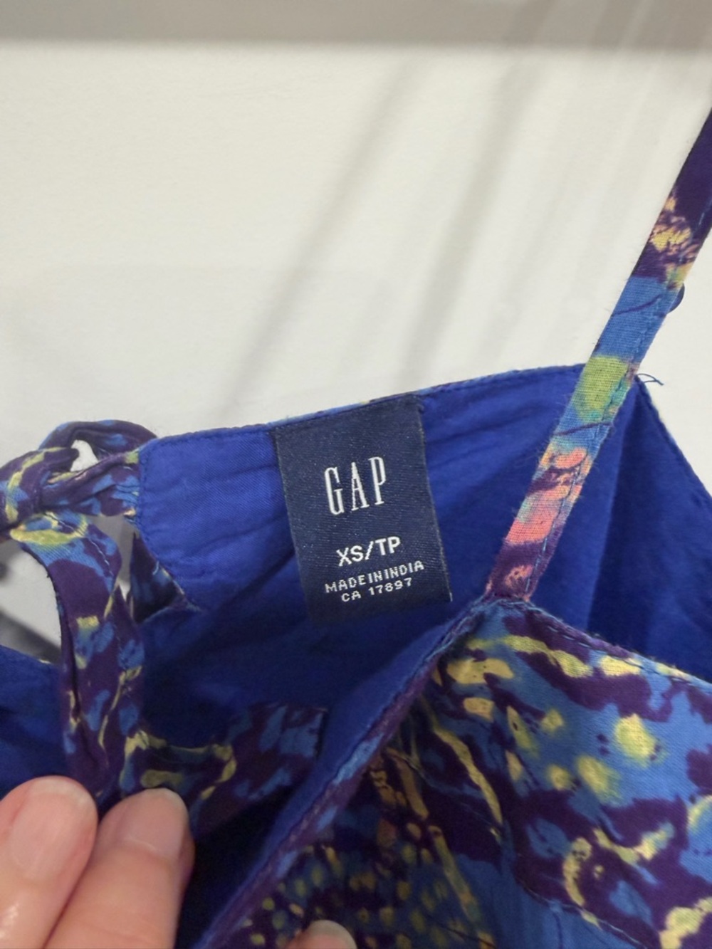 GAP, Retro, Blue Patterned Handkerchief Style Camisole - Picture 12 of 15